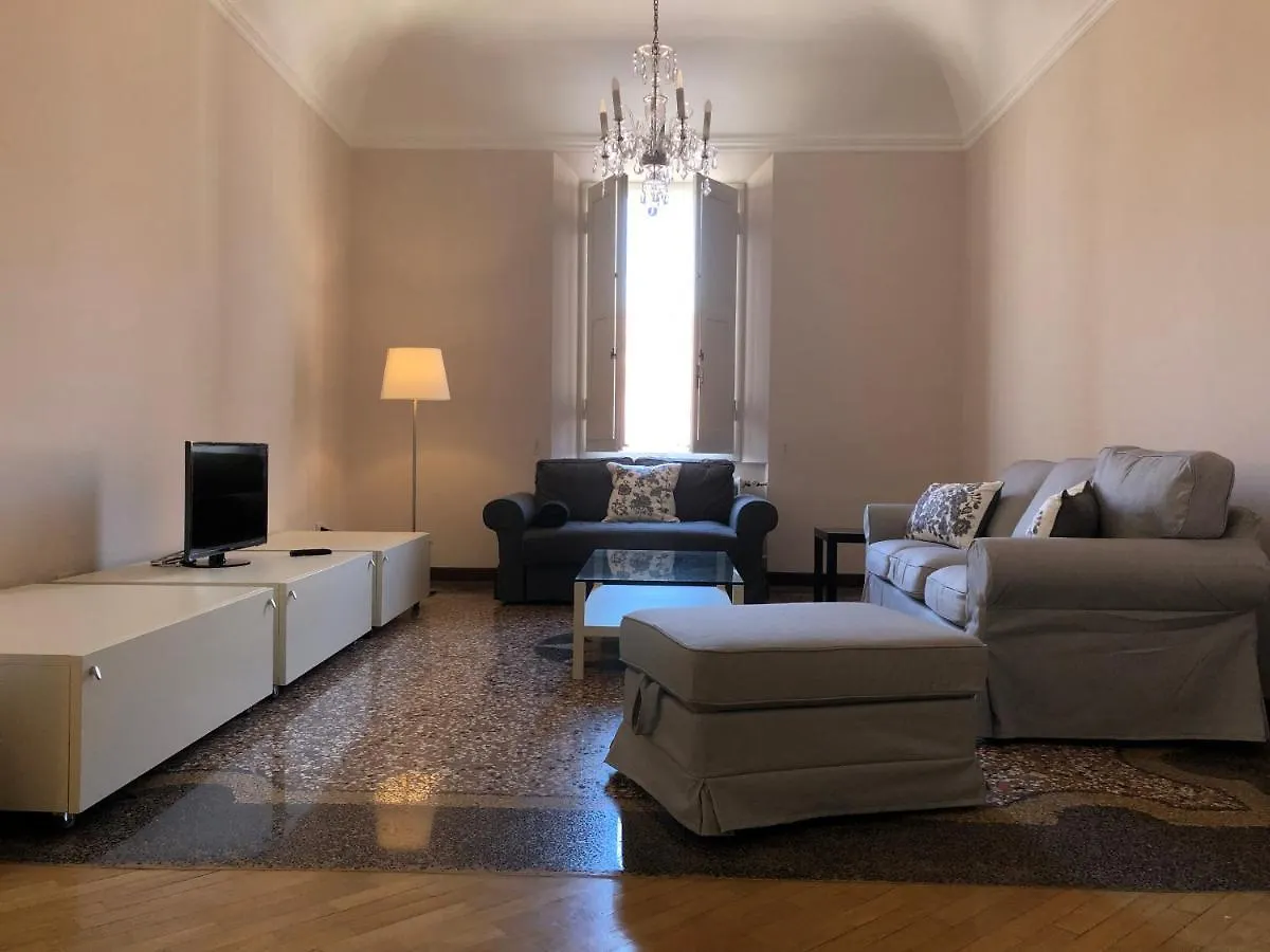 Casa Galliera Bologna Centro 0*,